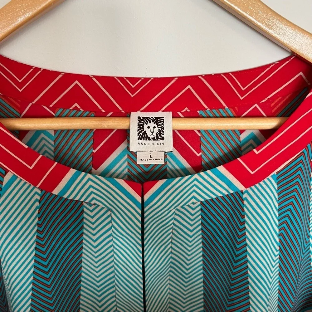 Anne Klein Geometric Pattern Long Sleeve Top - Picture 2 of 7